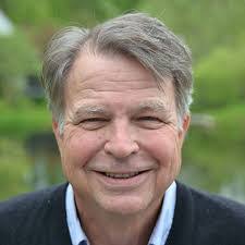 Janet Gould's Instagram, Twitter & Facebook