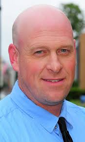 Adamowski hopes to oust Cassetti