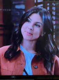 I just love her! Hope she stays or periodically returns.💜