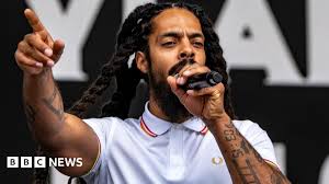 Omaryemily nude got to the location, text the booker and