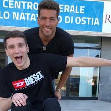 La sabbia del tempo parafrasi, analisi e commento della poesia la sabbia del tempo di d'annunzio. Manuel Bortuzzo E La Foto Con Gabriele Detti Pronti A Tornare