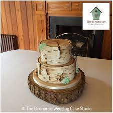 Silver Birch Wedding Cake This Fully Edible Cake Has Been Created To Look Like A Stack Of Two Silver Birch Logs Perfec Birch Wedding Cakes Cake Edible Cake