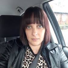 Linda Pollitt's Instagram, Twitter & Facebook