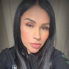 Hola alguien que recomienden para hacer taxes?