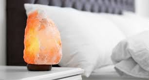 Une autre pratique assez mystique : Lampe De Sel Utilisation Bienfaits Et Emplacement Ideal
