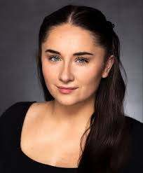 Jade Webb's Instagram, Twitter & Facebook