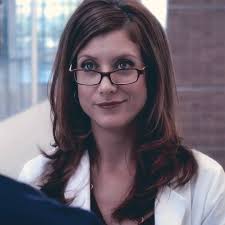 Every time Dr. Addison Montgomery randomly appears, my whole face lights  up. Like, smile-up-to-my-ears kind of happy 🥹✨ She's one of my favorites!
