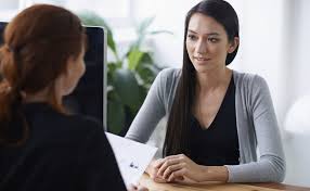 Pastinya semua pelamar kerja berharap dapat lolos sesi interview dengan mudah. 13 Pertanyaan Interview Kerja Yang Menjebak Dan Contoh Jawabannya