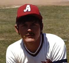 Meredith Legg's Instagram, Twitter & Facebook