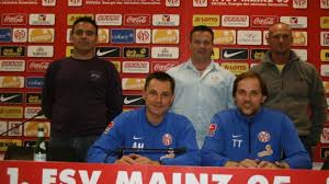 Popular coach thomas tuchel has moved to void his contract after expressing his desire to the mainz board. Wormatia Trainer Bei Fortbildung Bei Mainz 05 Mit Profi Trainer Thomas Tuchel Wormatia Worms