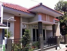 Dalam desain rumah joglo, teras rumah memiliki empat tiang. Model Joglo Teras Rumah Kami