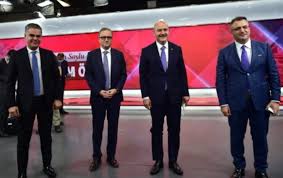 İsmail saymaz ile program yapacağına benimle çıksın, sorduğum sorularla gök kubbeyi tepesine yıkarım dedi. Qf290cmfjix5rm