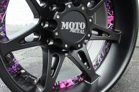 Pin By Chemaine On Trucks And Tattoos Camo Truck Camo Truck Accessories Muddy Girl Camo