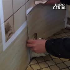 Hey iwir haben in unserer wohnung pvc klebefliesen gekauft und wollen die nun entfernen. Mdr Mitteldeutscher Rundfunk Klebefliesen Furs Badezimmer Facebook