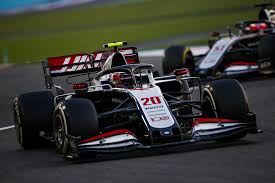 01.01.2020 · the 2020 formula 1 car and team launch dates from ferrari, mercedes, mclaren, red bull, renault, haas, williams, racing point, alfa romeo and alphatauri ahead of the new f1 season. Haas Becomes Final Team To Reveal 2021 F1 Season Launch Plans F1 News Speed Clothing