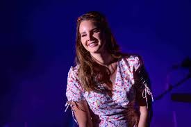 She is very interested in the deeper meaning of things which interprets in her songs. 50 Lana Del Rey Quotes That Explain The Woman Behind The Artist 2021