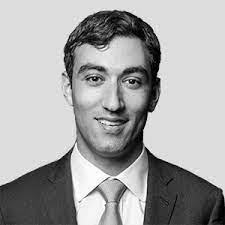 Diane Komenko's Instagram, Twitter & Facebook