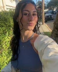 Adele Purdy's Instagram, Twitter & Facebook