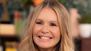 Age-defying Elle MacPherson, 59, confirms she gets fillers and Botox as the  supermodel gushes about Australian facial injector to the stars