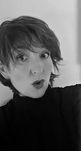 Eva MANDEGOU (MANDEGOU), 52 ans (SAINT-MÉDARD-EN-JALLES, AVRILLE)