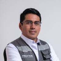 Ronnie Valenzuela's Instagram, Twitter & Facebook