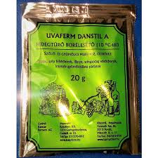Este un vin roșu, cu tente rubinii și o aromă de stafide negre restul de 40.700 de hectare sunt viile cultivate în sate, pe terenurile de lângă case, folosit pentru a face vin de casă. Drojdie Pentru Fermentarea Vinului Danstil A 20 G Farmbee