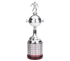 La chapita correspondiente a river, como campeón 2018, pasaba a ocupar un sitial entre los 25 clubes. Sin Sentido Copa Libertadores De America El Precio De La Improvisacion