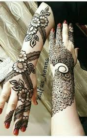Pin By Aislynn Ball On Mehndi Designs In 2020 Rose Mehndi Designs Mehndi Design Photos Modern Mehndi Designs