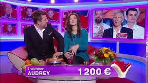 Comme l'a annoncé france 2, laurence boccolini prendra le relais dès le lundi 9 août. Tout Le Monde Veut Prendre Sa Place Teaser Tlmvpsp 1er Avril 2020 Facebook