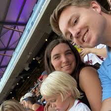 Taylor Mullis Mitchell (@taylormullismitchell) • Instagram फोटोहरू र  भिडियोहरू