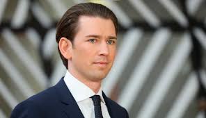 Doch plötzlich war er zurück an der spitze. Was Sebastian Kurz Nach Dem Misstrauensantrag Macht