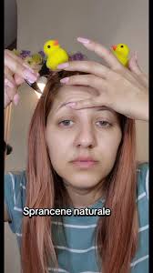 Eyelashes Saggy Brow