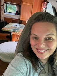 Dessie Baxter's Instagram, Twitter & Facebook