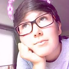 Olivia Cline (@tiredcline)