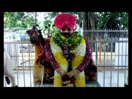 Hram jalan baru sri muniswarar. Jalan Baru Muneeswaran Song Urumi Melam Mp4 Youtube Halloween Wreath Halloween Decor