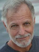 Dobroduszny olbrzym (2010) pełna obsada