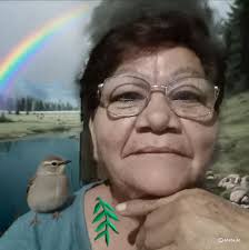 Algún familiar de Emilio el muchacho que vende dulces? Acaba de sufrir una  caída en el Telcel ubicado en el mercado.