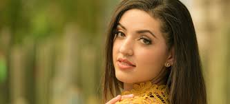 Ruby Escobar, "La pizpireta de la banda" y su lado sexy