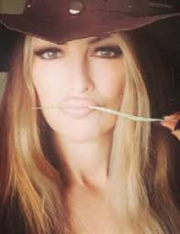 Who is Stephen Pearcy dating? Stephen Pearcy girlfriend, wife