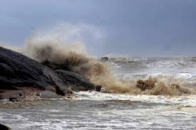 भारतीय मौसम विभाग (imd, आइएमडी) के अनुसार 18 मई को चक्रवाती तूफान (cyclonic tauktae 2021) गुजरात के वेरावल और पोरबंदर के बीच मांगरोल के पास तट से टकरा जाएगा. Bc01ebjwx7yupm