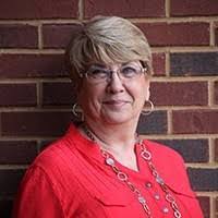 Deb Stapleton's Instagram, Twitter & Facebook