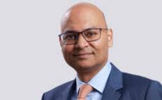 The latest articles written by Holly Roach