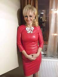 Doggy style milf gaping, queefing, creampied cunt. Pin On Cougars Mature Grannies Etc