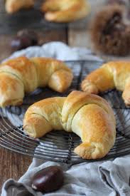 Maronikipferl Aus Germteig Rezept Sweets Lifestyle Rezept Rezepte Lebensmittel Essen Lecker