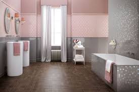 Badezimmer Rosa Fliesen
