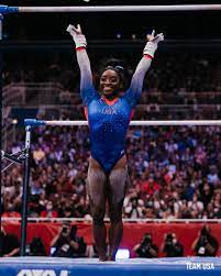 She is a well known american celebrity. Idnczlokzcxcfm