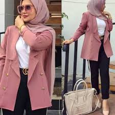 Yes we agree with you on that. What To Wear For Work With Hijab Just Trendy Girls Hijab Fashion Hijabi Outfits Casual Hijab Fashion Inspiration