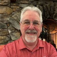 Dean Crouch's Instagram, Twitter & Facebook