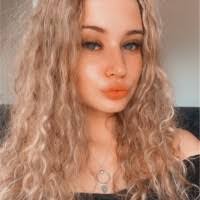 Olivia Lockett's Instagram, Twitter & Facebook