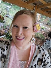 Hey y'all, I'm from a small town outside the Quad Cities, 42, single. Just  looking to introduce myself, maybe make some friends, see what happens :)